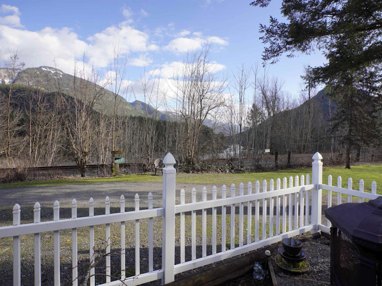 1-30860 Trans Canada Highway, Hope, BC, V0K 2S0 - 7