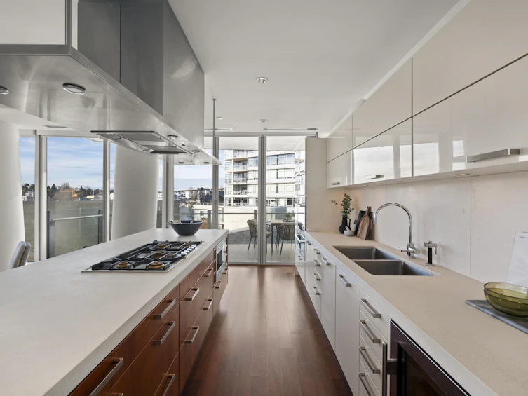 301-1560 Homer Mews, Vancouver, BC, V6Z 0A5 - 16