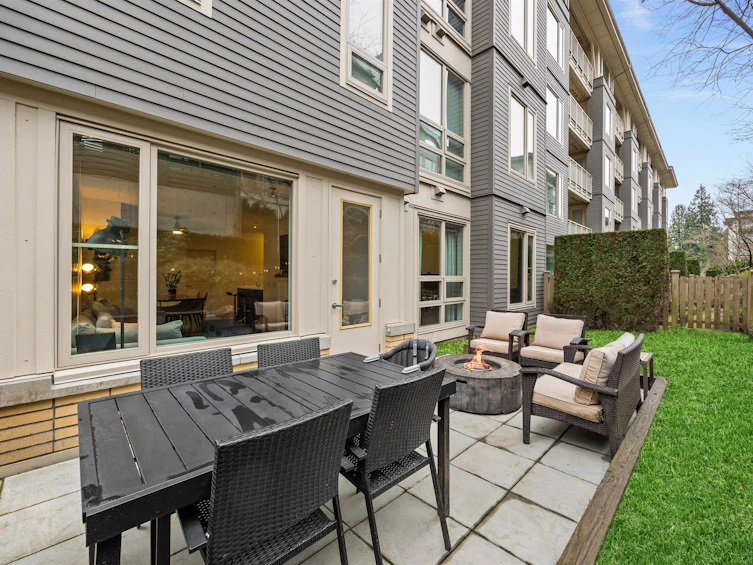 118-2665 Mountain Highway, North Vancouver, BC, V7J 0A8 - 2