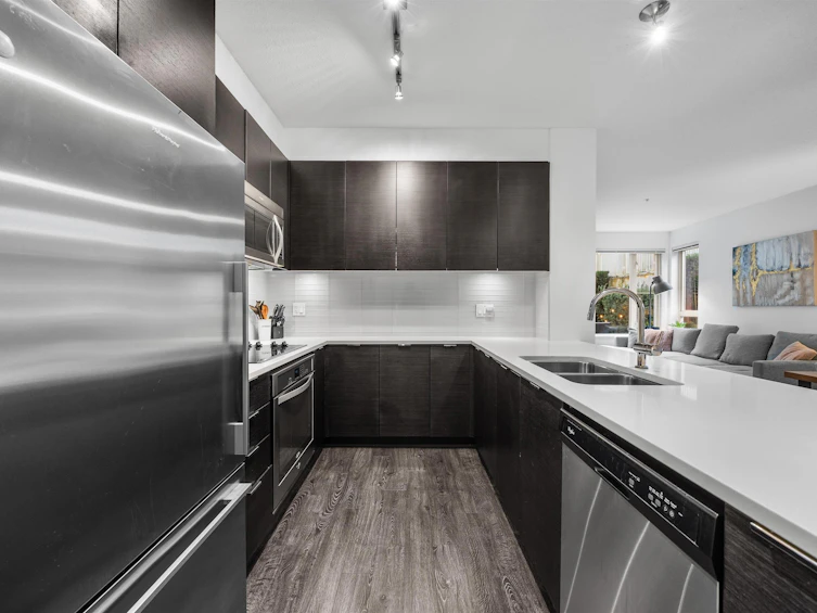 118-2665 Mountain Highway, North Vancouver, BC, V7J 0A8 - 12