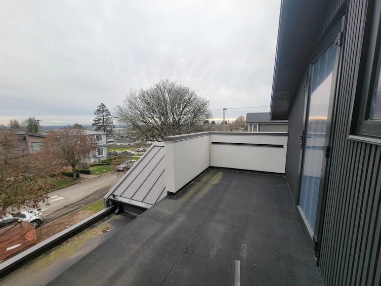 1629 E 59th Avenue, Vancouver, BC, V5P 2G8 - 14