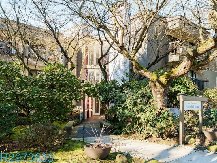305-340 Ninth Street, New Westminster, BC, V3M 3V6 - 2