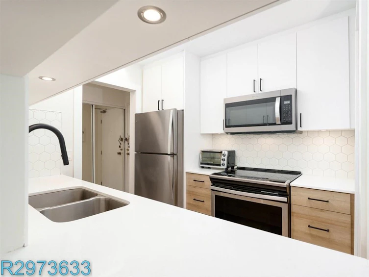 305-340 Ninth Street, New Westminster, BC, V3M 3V6 - 9