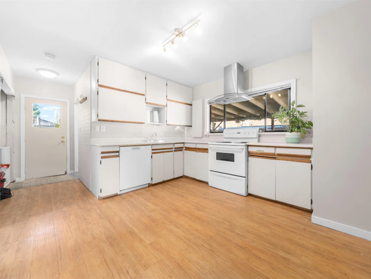 1781 Bowser Avenue, North Vancouver, BC, V7P 2Y6 - 17