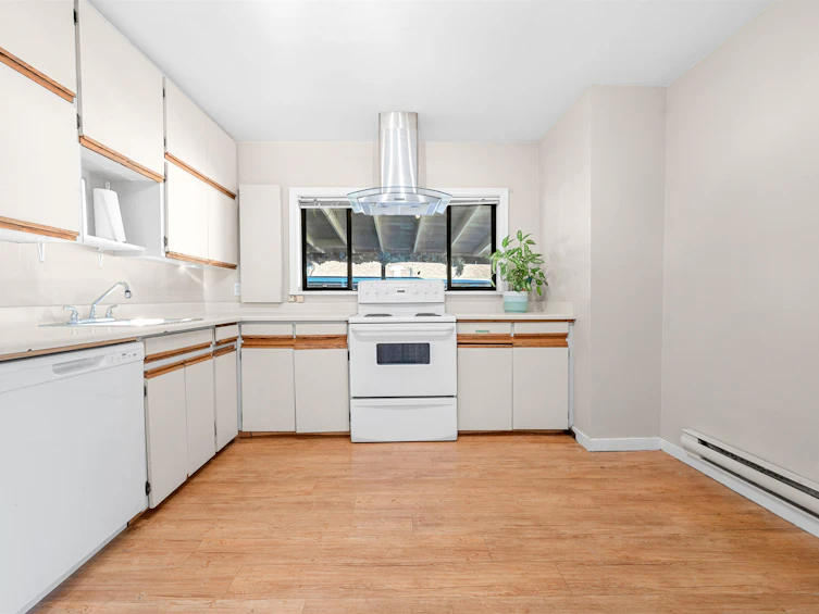 1781 Bowser Avenue, North Vancouver, BC, V7P 2Y6 - 18