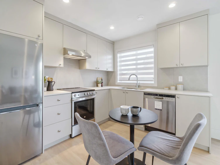 6231 Blundell Road, Richmond, BC, V7C 1H7 - 20