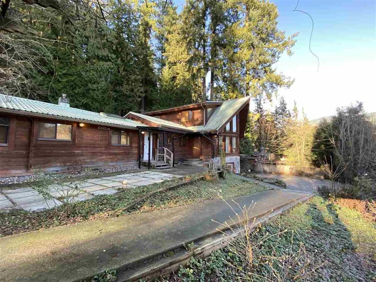 1458 Pipeline Road, Coquitlam, BC, V3E 2X1 - 6