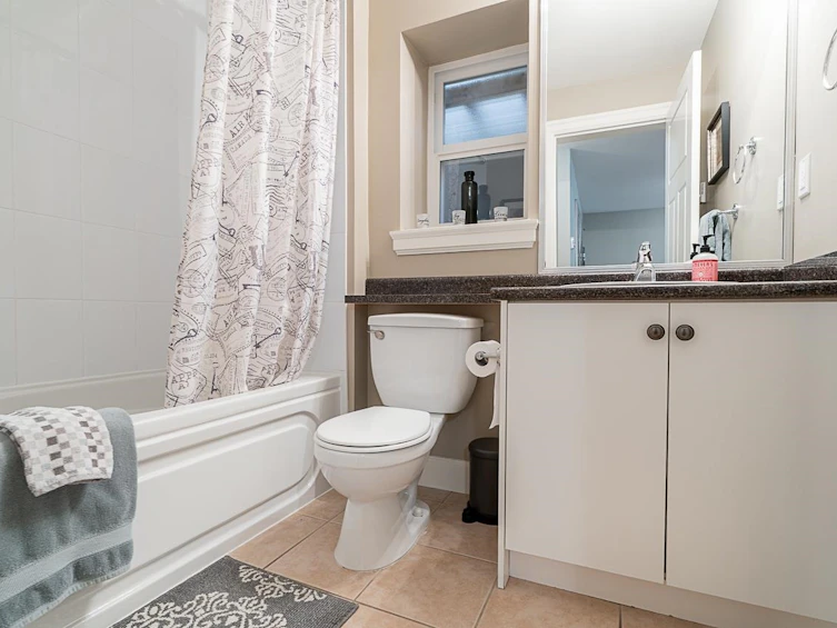19089 67a Avenue, Surrey, BC, V4N 6A6 - 18