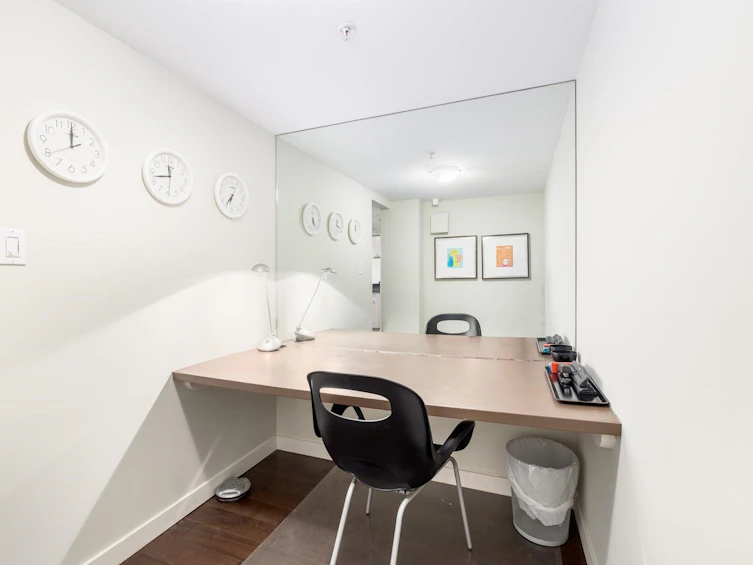 202-1228 Marinaside Crescent, Vancouver, BC, V6Z 2W4 - 16