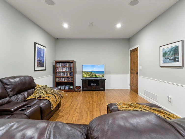 10305 Wildrose Drive, Chilliwack, BC, V0X 1X1 - 27