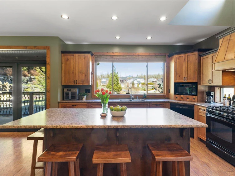 10305 Wildrose Drive, Chilliwack, BC, V0X 1X1 - 6