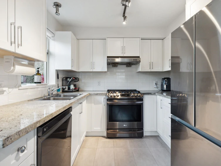 105-9299 Tomicki Avenue, Richmond, BC, V6X 0C5 - 9