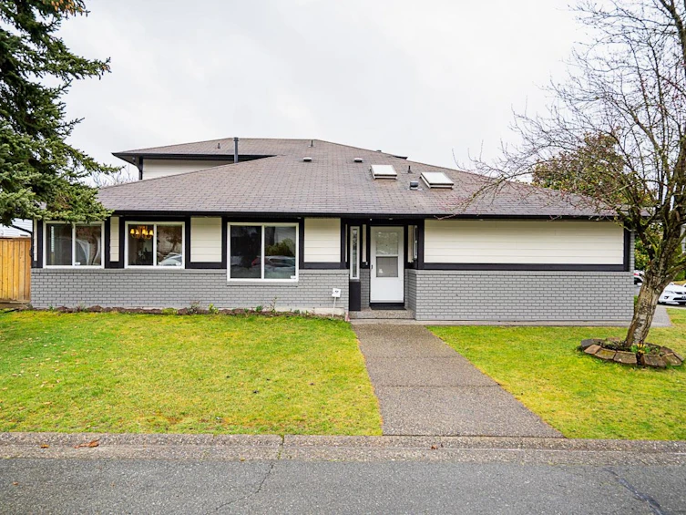 15153 96a Avenue, Surrey, BC, V3R 9Z3 - 2