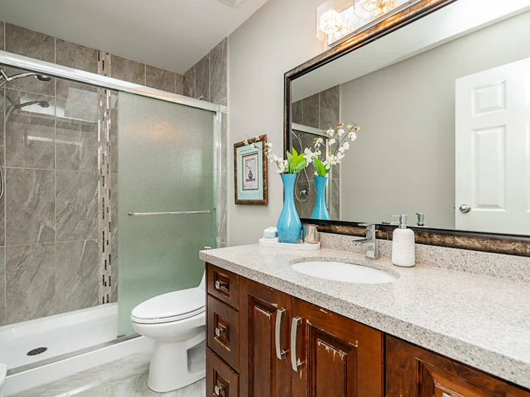 15153 96a Avenue, Surrey, BC, V3R 9Z3 - 22