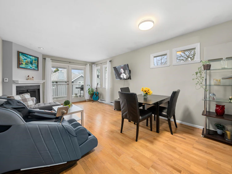 203-1538 Bowser Avenue, North Vancouver, BC, V7P 2Y3 - 3