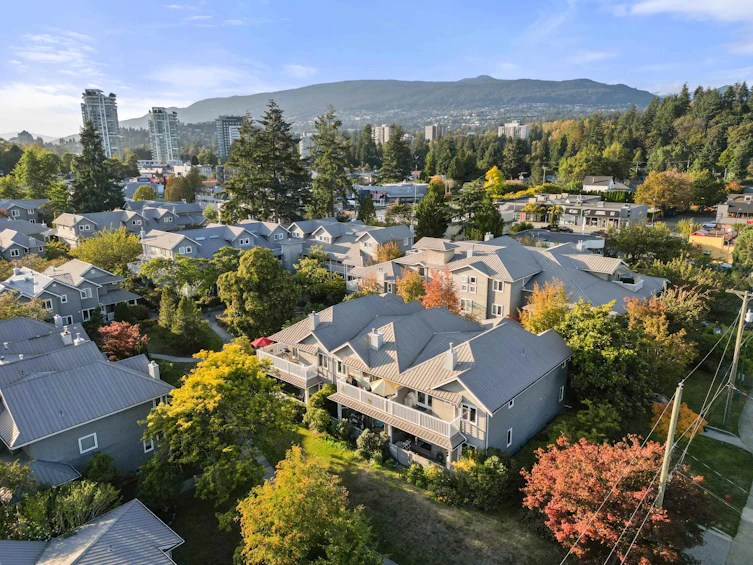 203-1538 Bowser Avenue, North Vancouver, BC, V7P 2Y3 - 35