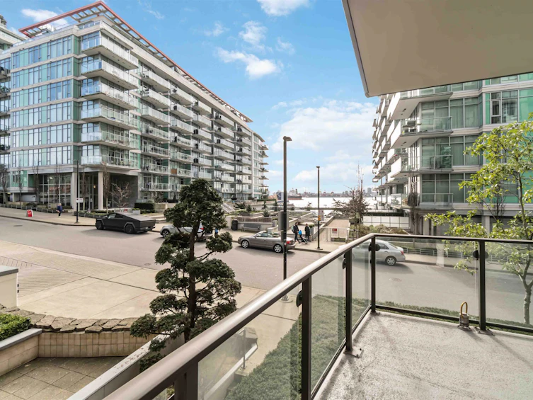 201-162 Victory Ship Way, North Vancouver, BC, V7L 0B4 - 20