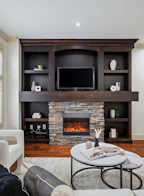 12 3380 Francis Crescent