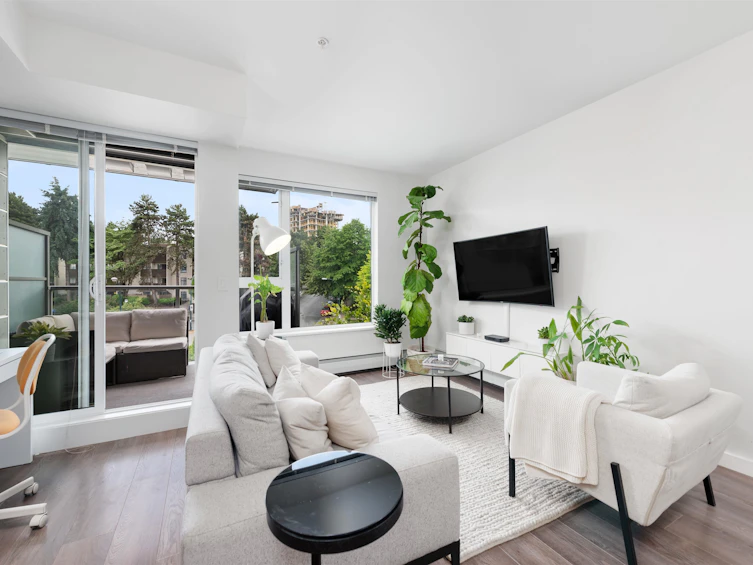 504-417 Great Northern Way, Vancouver, BC, V5T 0G7 - 2