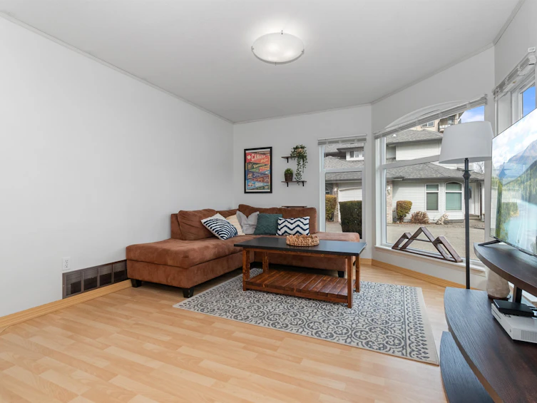 7-9457 Broadway Street, Chilliwack, BC, V2P 5T8 - 5
