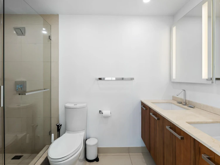201-1565 W 6th Avenue, Vancouver, BC, V6J 1R1 - 27