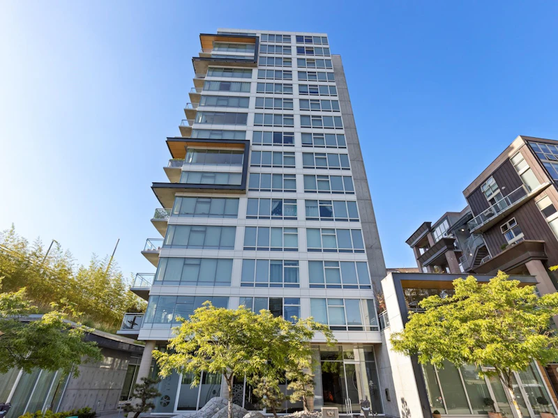 201 - 1565 W 6th Avenue, Vancouver BC V6J 1R1