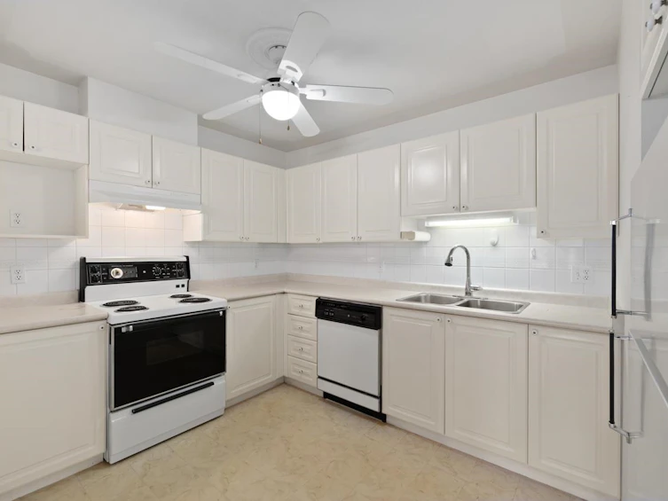 206-5875 Imperial Street, Burnaby, BC, V5J 1G4 - 15