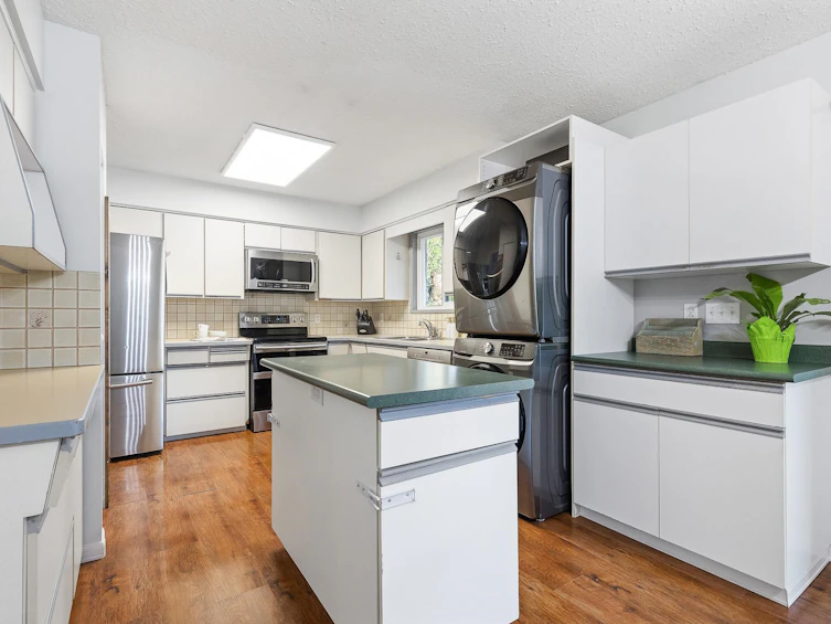 4794 206a Street, Langley, BC, V3A 6N8 - 6
