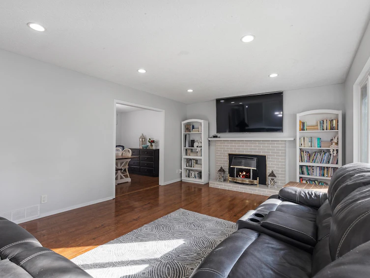 4794 206a Street, Langley, BC, V3A 6N8 - 5