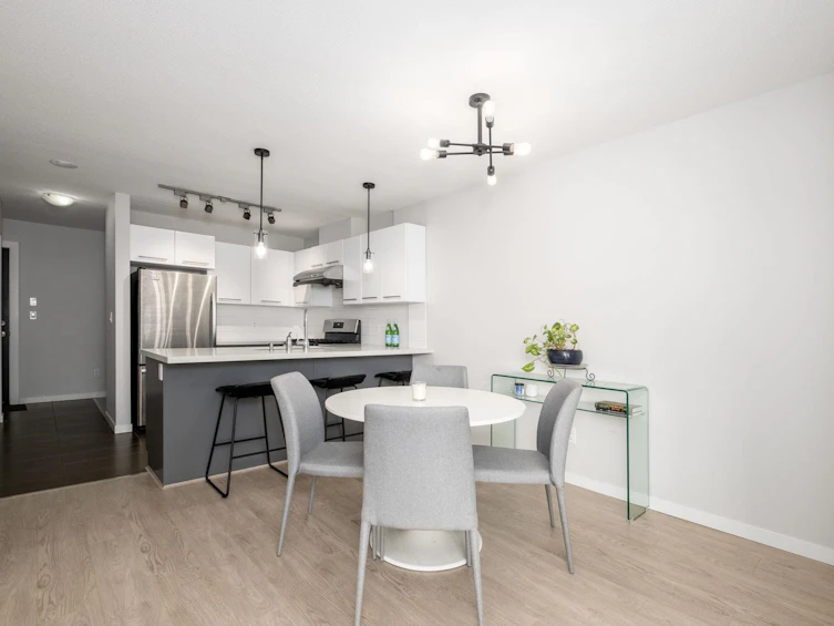 1906-2133 Douglas Road, Burnaby, BC, V5C 0E9 - 6