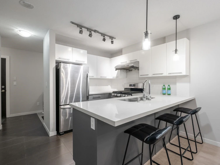 1906-2133 Douglas Road, Burnaby, BC, V5C 0E9 - 7