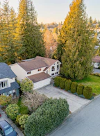 8013 Dunsmuir Street