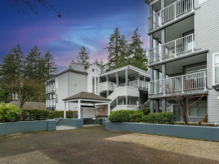 34-7345 Sandborne Avenue, Burnaby, BC, V3N 4W6 - 2