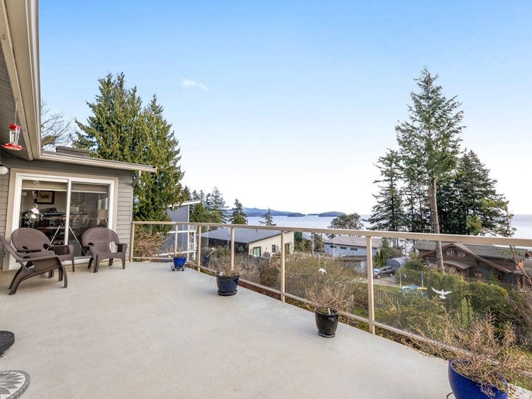 1029 Gower Point Road, Gibsons, BC, V0N 1V3 - 2