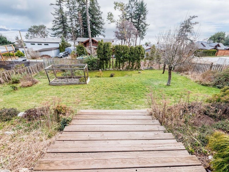 1029 Gower Point Road, Gibsons, BC, V0N 1V3 - 35
