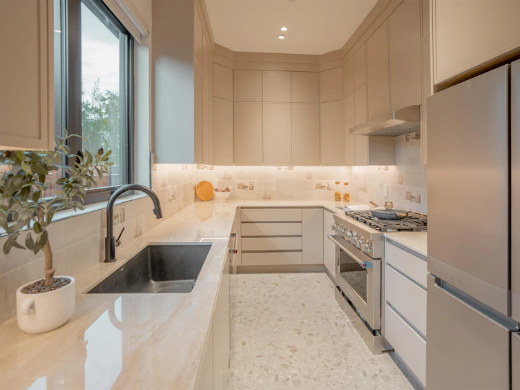 1072 Habgood Street, Surrey, BC, V4B 4W8 - 11