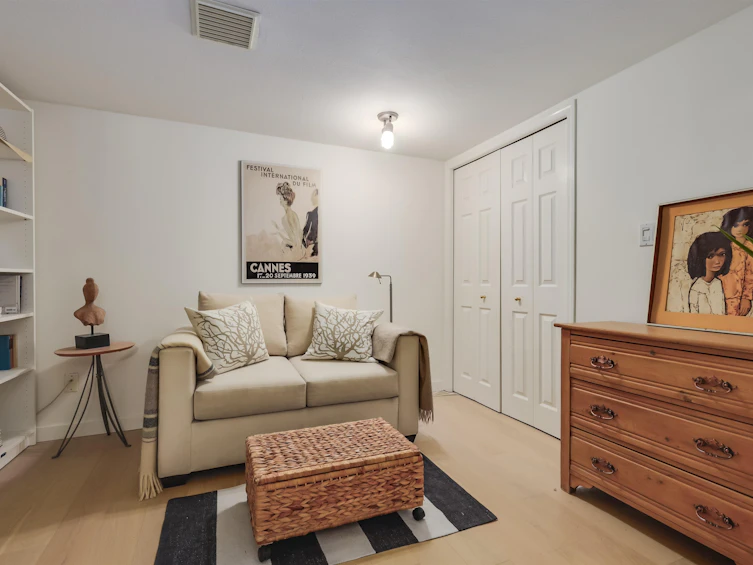 206-3383 Capilano Crescent, North Vancouver, BC, V7R 4W7 - 7