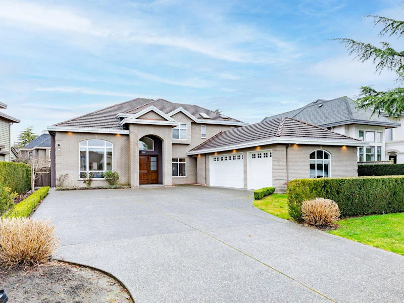 7511 Glacier Crescent, Richmond BC V7A 1L6