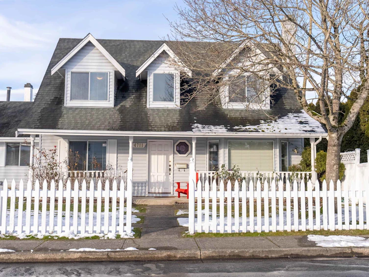 4711 Bonavista Drive, Richmond, BC, V7E 4N6 - 2