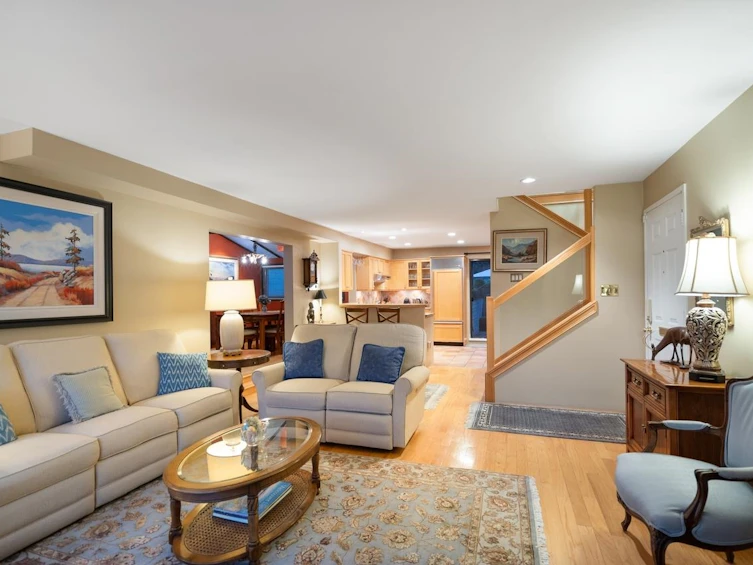 1042 Ironwork Passage, Vancouver, BC, V6H 3P1 - 9