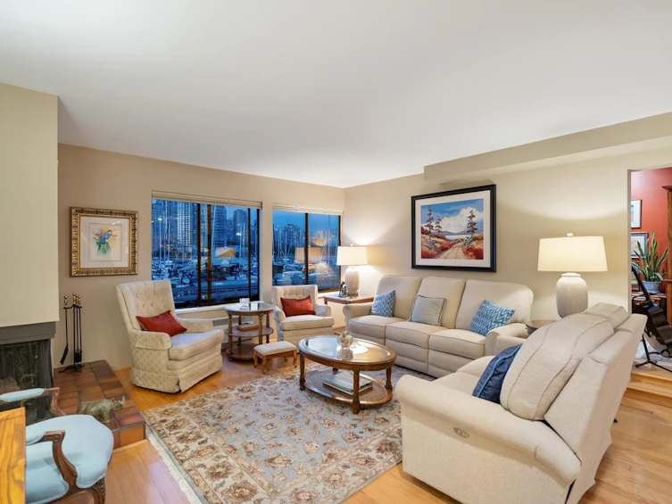 1042 Ironwork Passage, Vancouver, BC, V6H 3P1 - 8