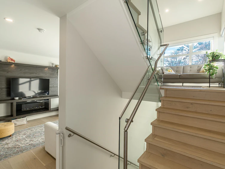 8-933 Premier Street, North Vancouver, BC, V7J 0E4 - 21