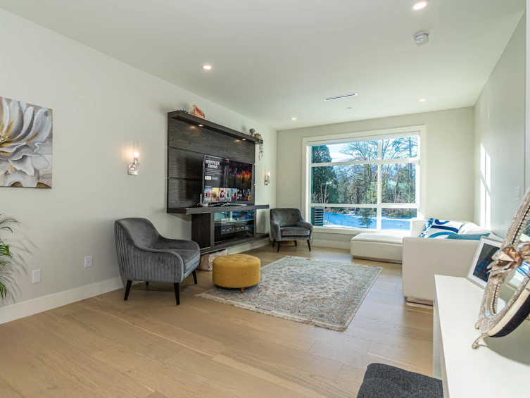 8-933 Premier Street, North Vancouver, BC, V7J 0E4 - 6