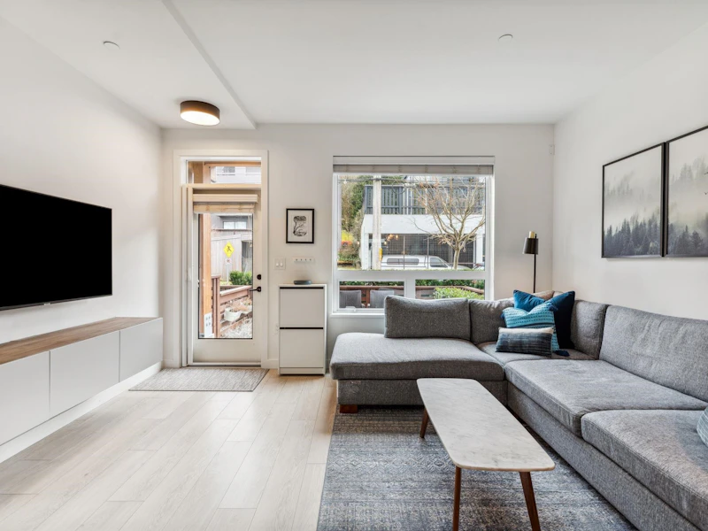 501 - 3021 St George Street, Port Moody BC