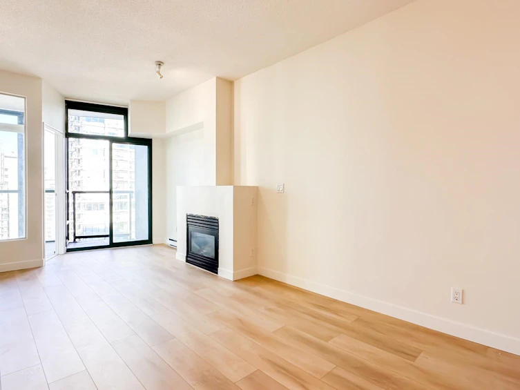 2208-1239 W Georgia Street, Vancouver, BC, V6E 4R8 - 2