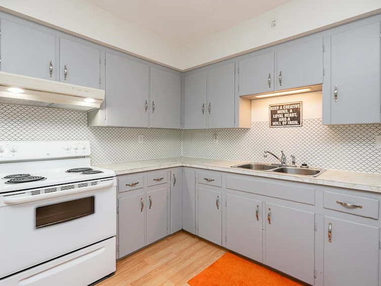 11098 Caledonia Drive, Surrey, BC, V3R 3N3 - 6