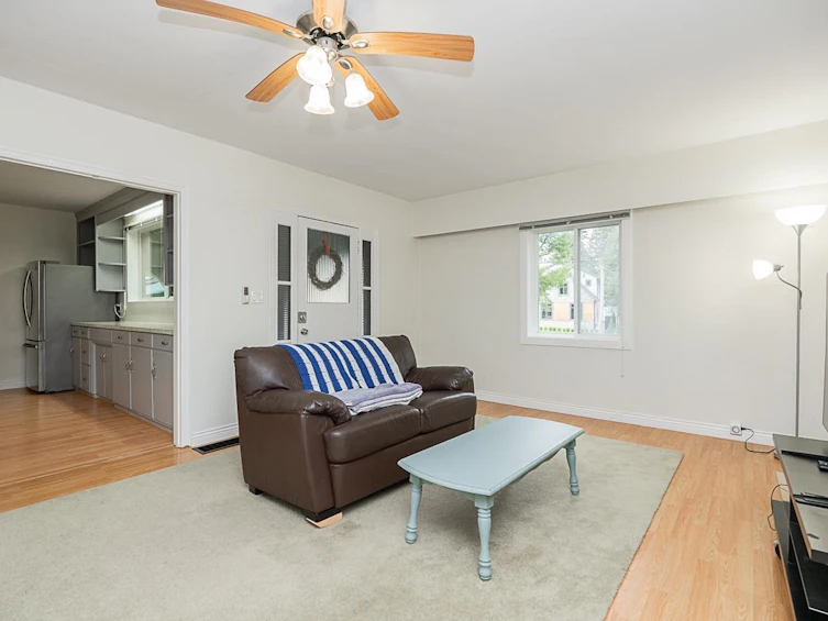 11098 Caledonia Drive, Surrey, BC, V3R 3N3 - 10