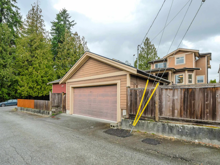 7307 2nd Street, Burnaby, BC, V3N 3P9 - 38