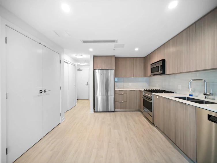 602-1401 Hunter Street, North Vancouver, BC, V7J 0E2 - 5