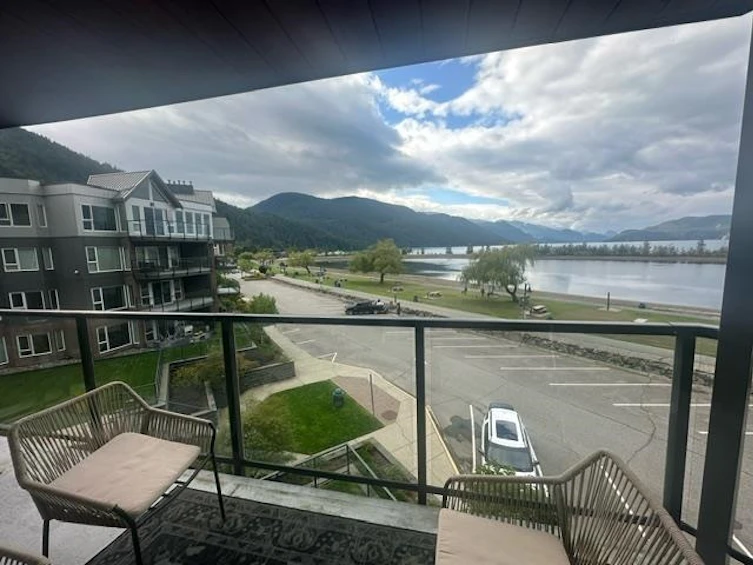 320-378 Esplanade Avenue, Harrison Hot Springs, BC, V0M 1A3 - 4